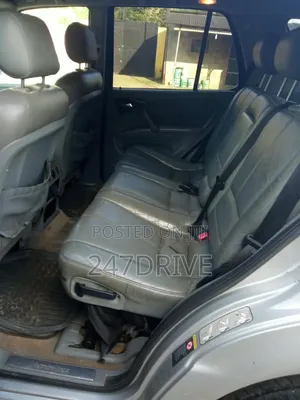 Mercedes-Benz M Class 2005 Silver