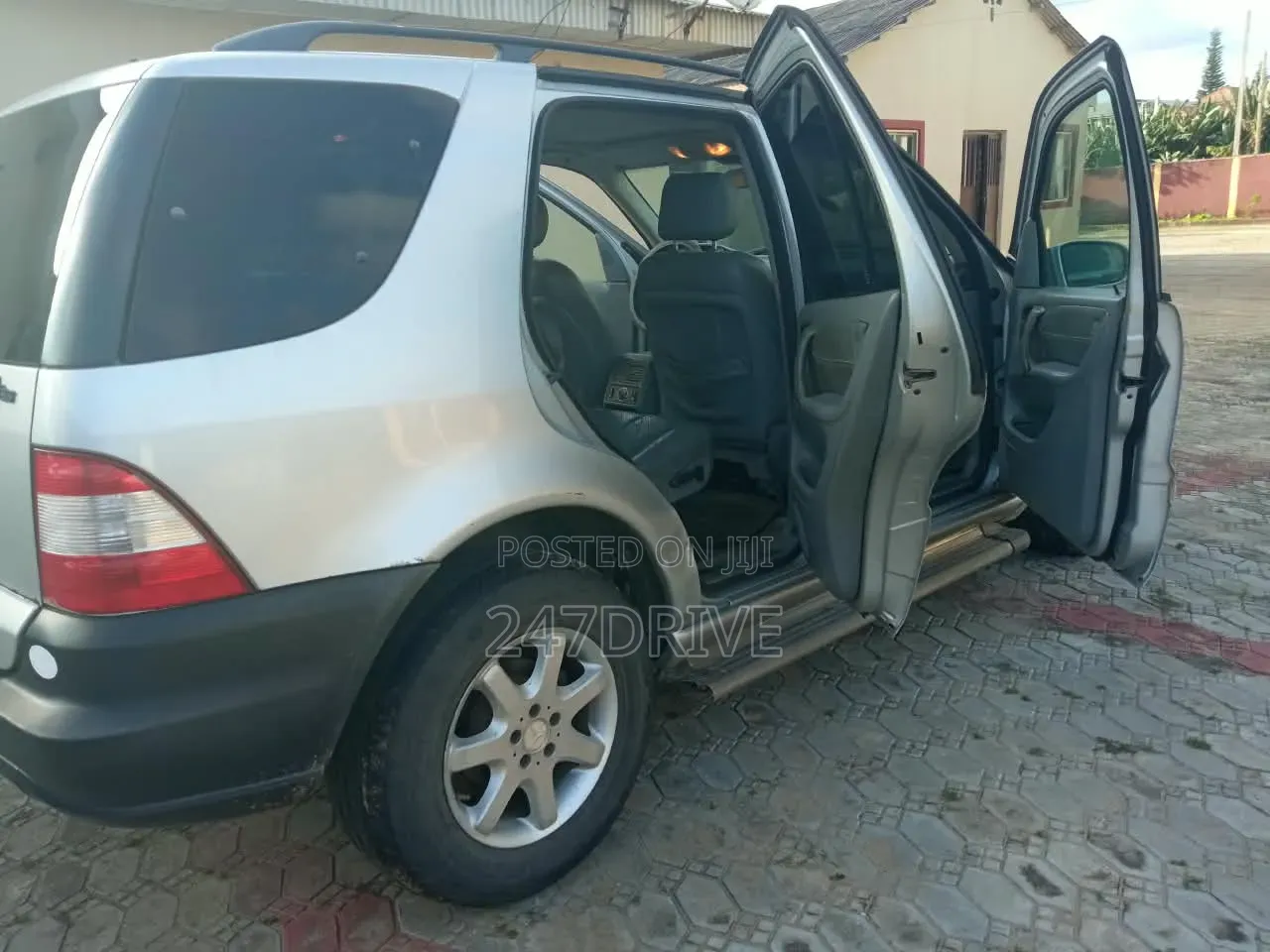 Mercedes-Benz M Class 2005 Silver