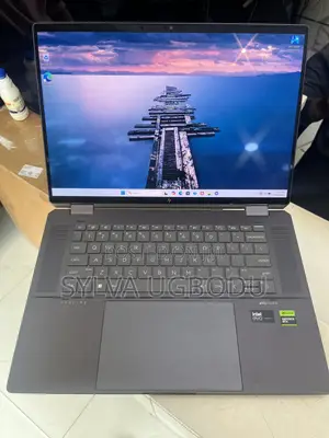 Laptop HP Spectre X360 15 32GB Intel Core Ultra 7 SSD 1T