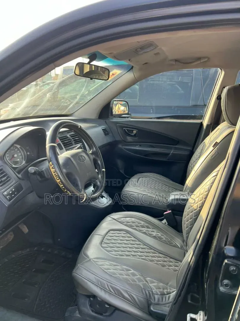 Hyundai Tucson 2005 Black