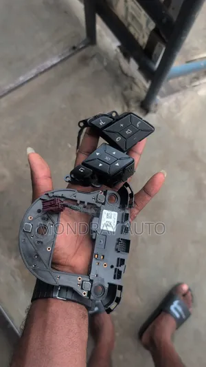 Mercedes Benz Steering Botton for GLK C-Class
