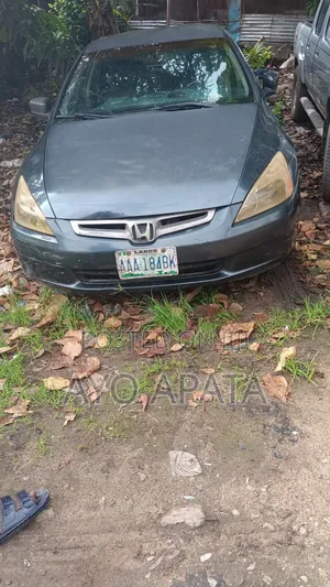 Honda Accord 2005 Gray