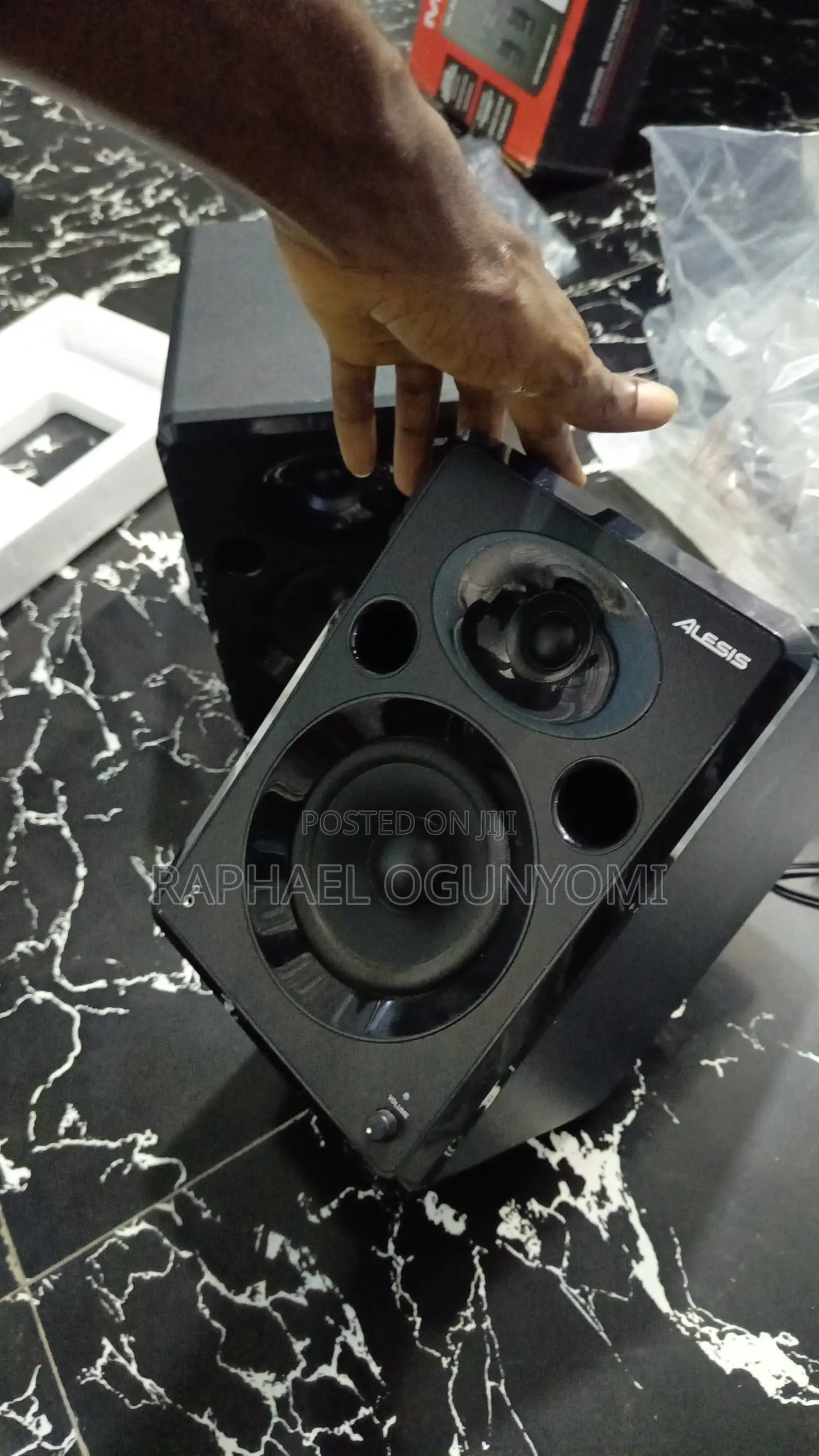 Alesis Elevate 5 Studio Monitors