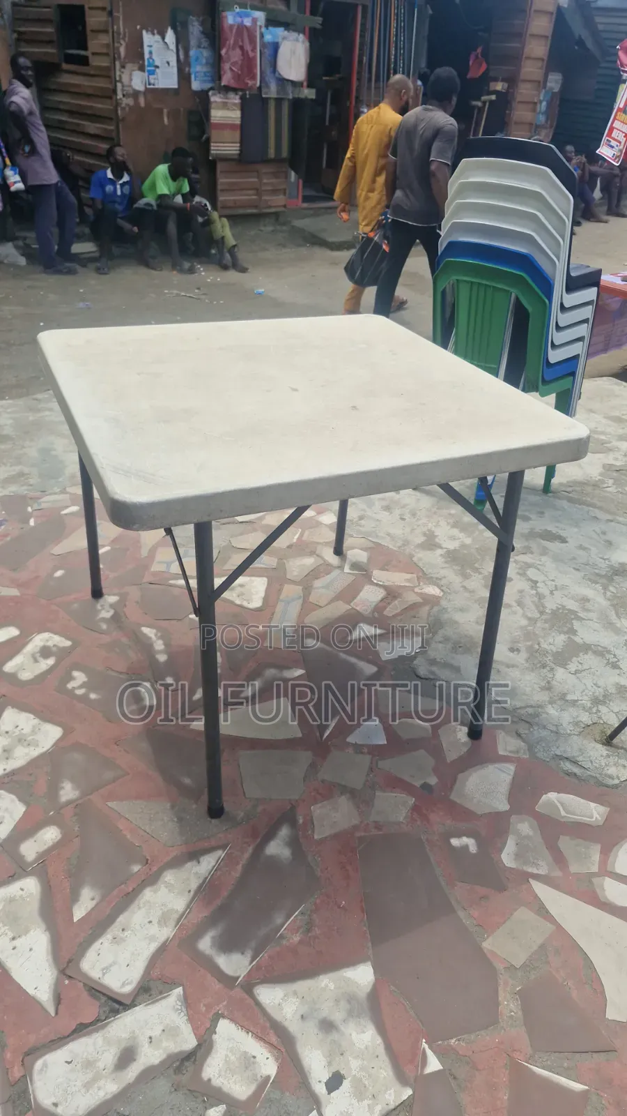 ​Heavy-Duty Square Plastic Folding Table for Events & Outdoor Use 4ft