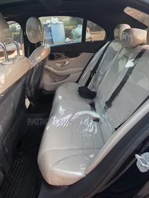 Mercedes-Benz C300 2015 Blue