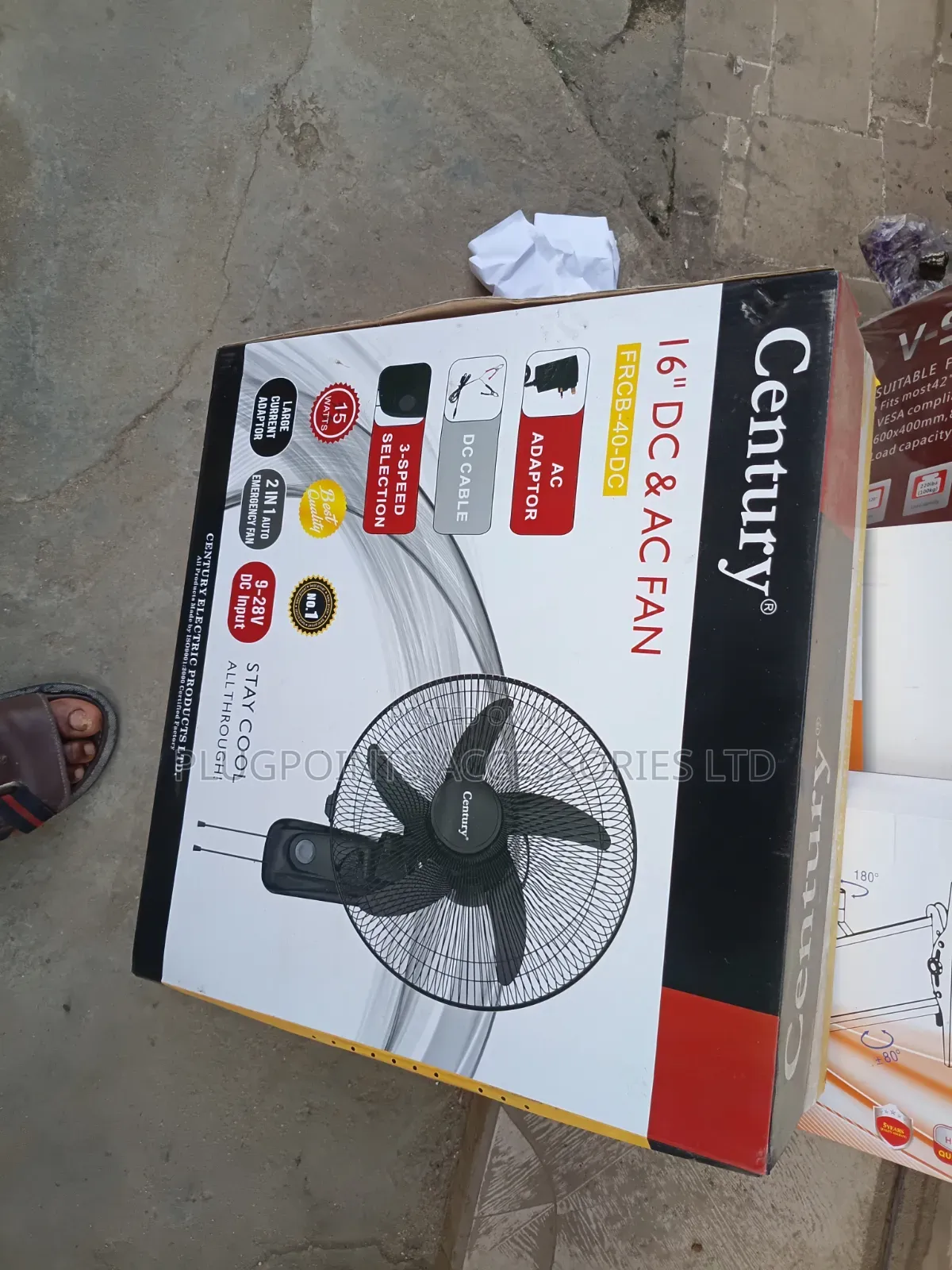 Century AC/ Dc Wall 16inches 15watts