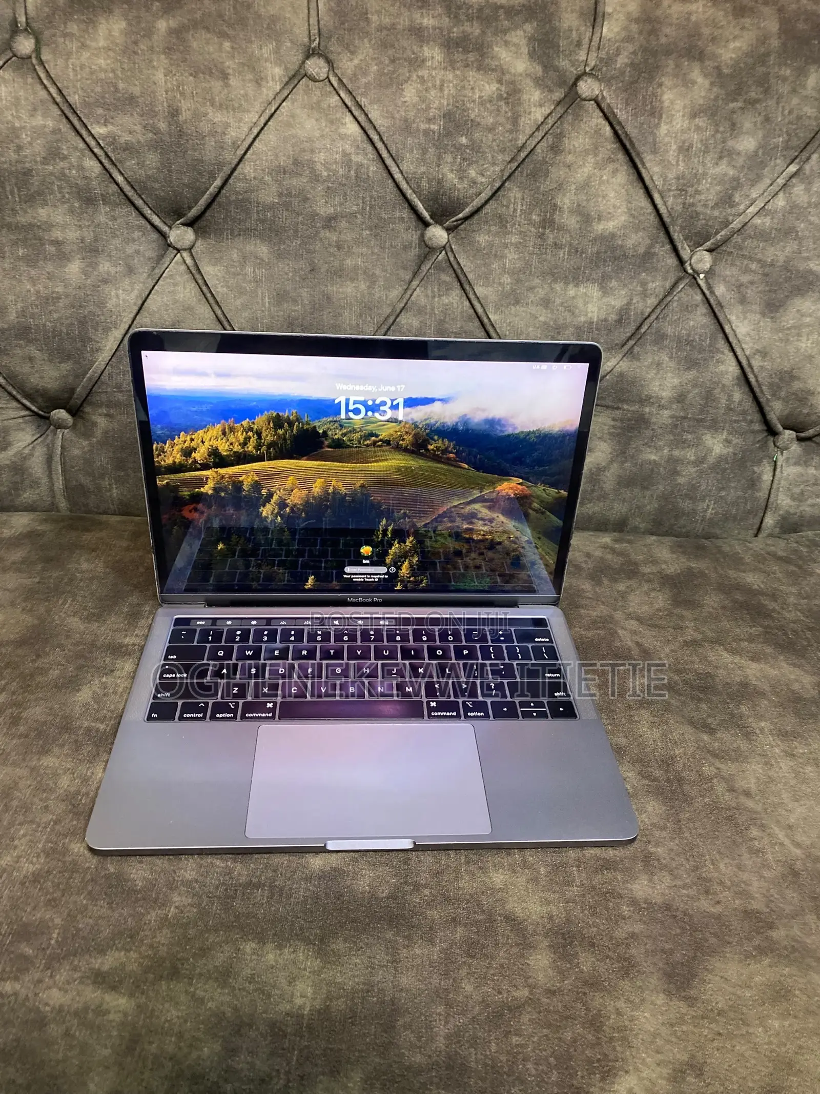 Laptop Apple MacBook Pro 2019 8GB Intel Core i5 SSD 500GB
