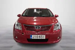 Toyota Avensis 2.0 Advanced Automatic 2011 Red