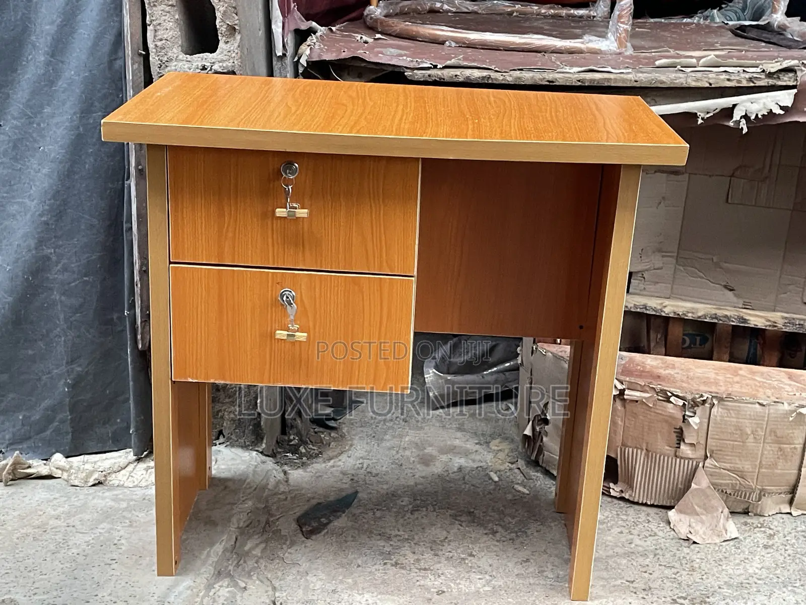 Office Table Made With Quality Materials
