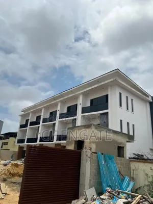 3bdrm Duplex in Lekki Phase 1 for sale
