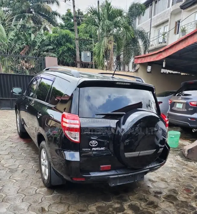 Toyota RAV4 2012 Black