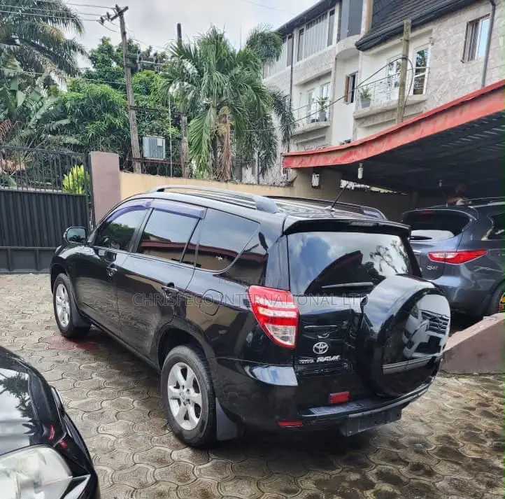 Toyota RAV4 2012 Black