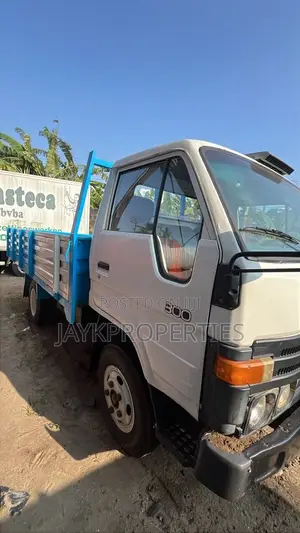 Toyota Dyna 300