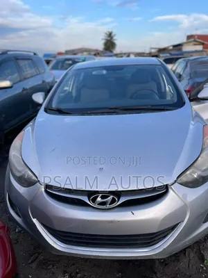 Hyundai Elantra 2012 Silver