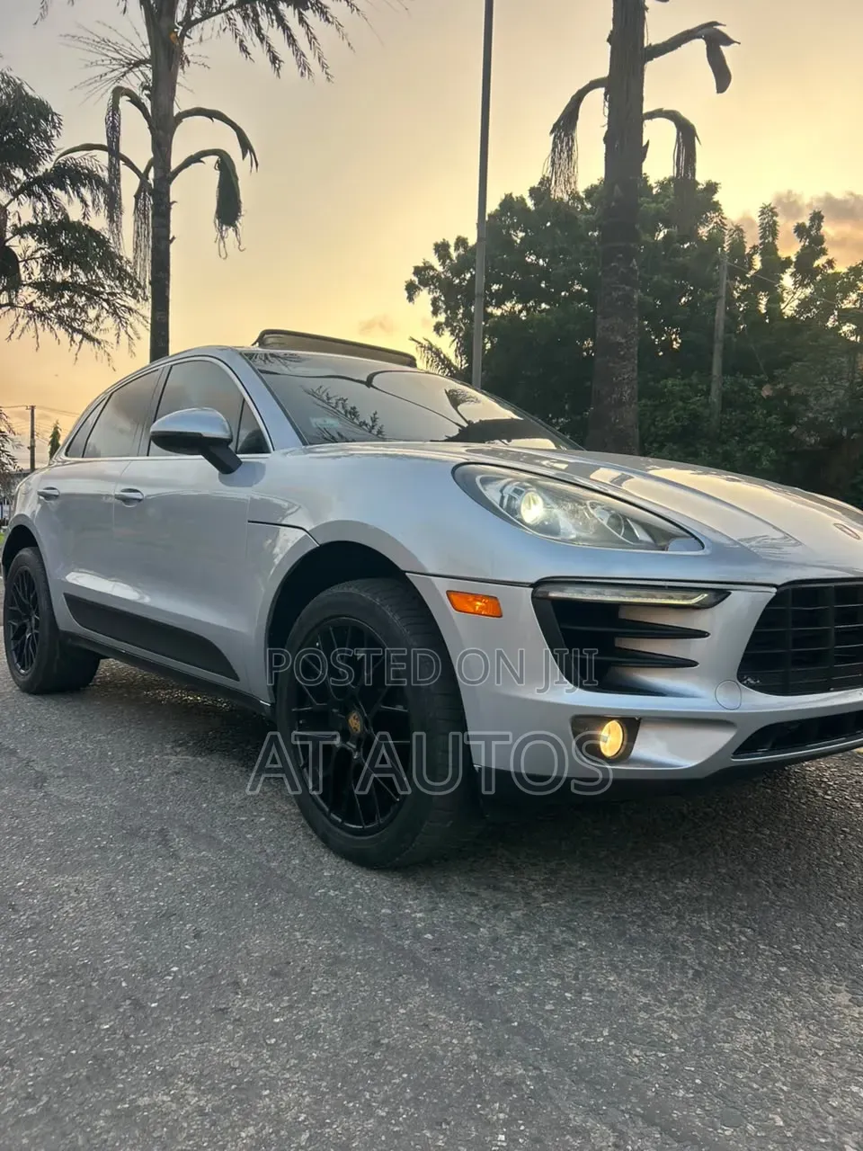 Porsche Macan Turbo 2016 Silver