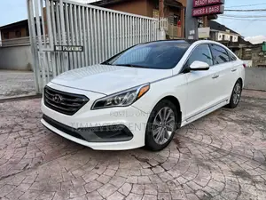 Hyundai Sonata Sport Sedan FWD (2.4L 4cyl 6A) 2016 White