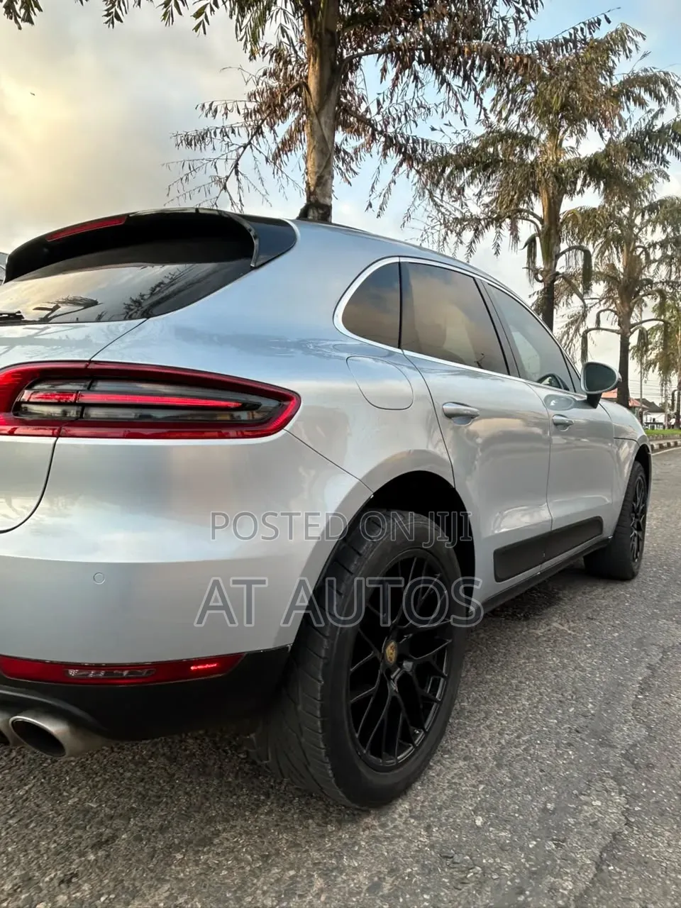 Porsche Macan Turbo 2016 Silver
