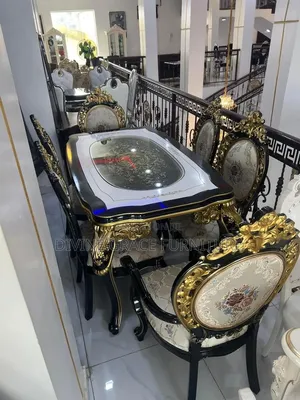 Luxury Dining Table Set 