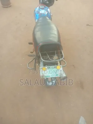 Bajaj Boxer 2022 Red