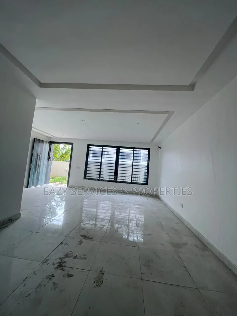 4bdrm Duplex in Seagate Estate, Ikate for rent