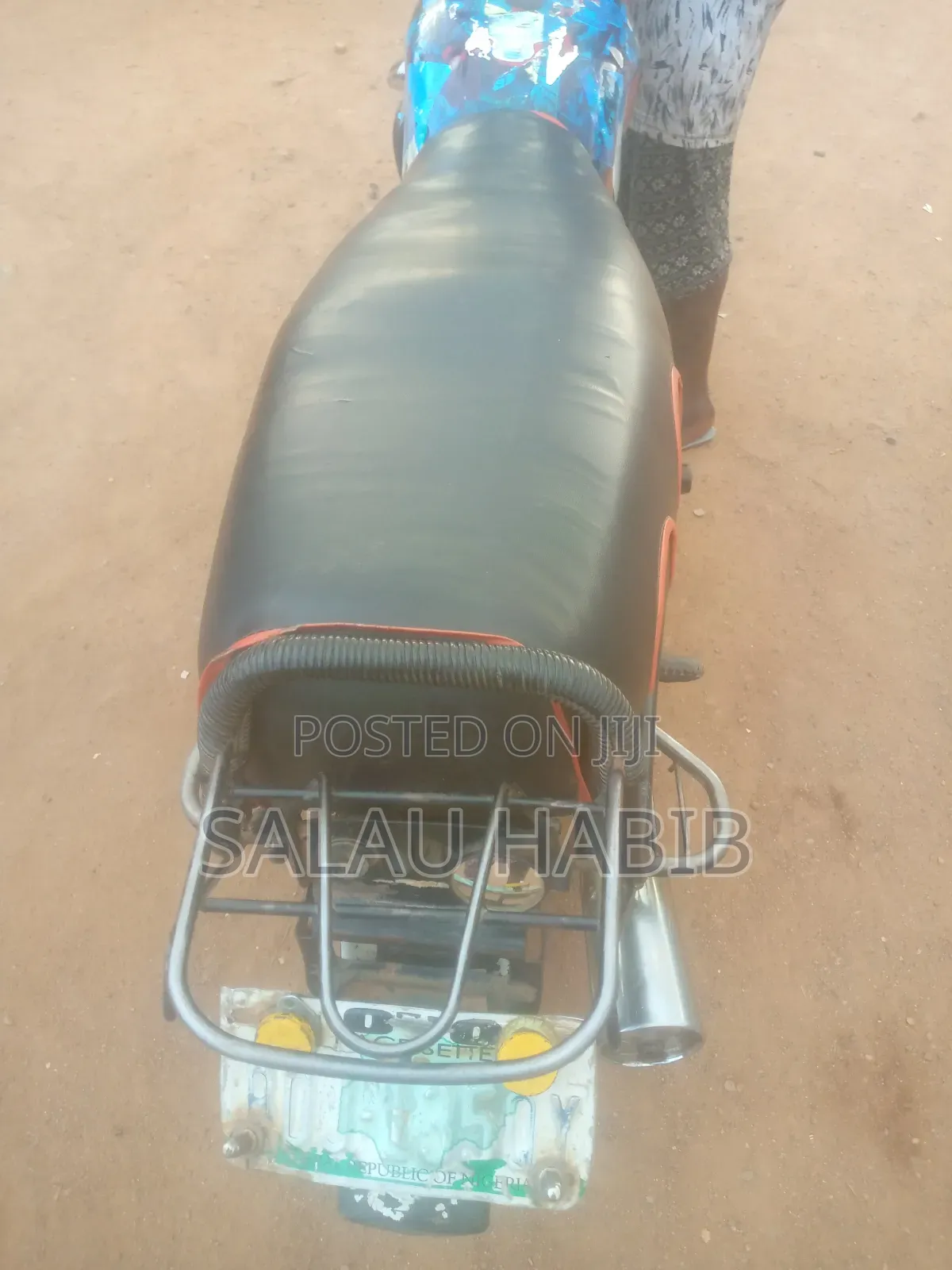 Bajaj Boxer 2022 Red
