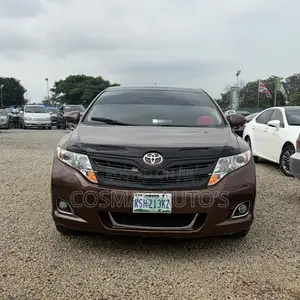 Toyota Venza AWD 2012 Maroon