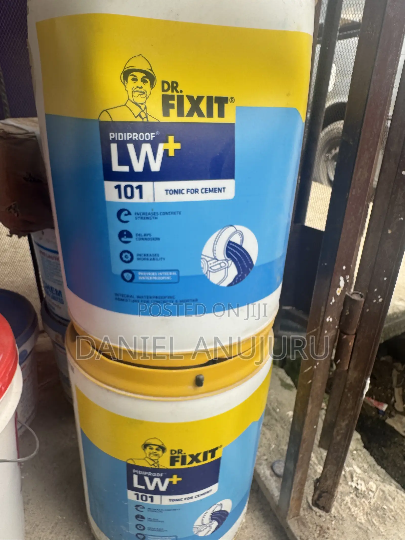 Dr Fixit Waterproof Cement (Liquid)