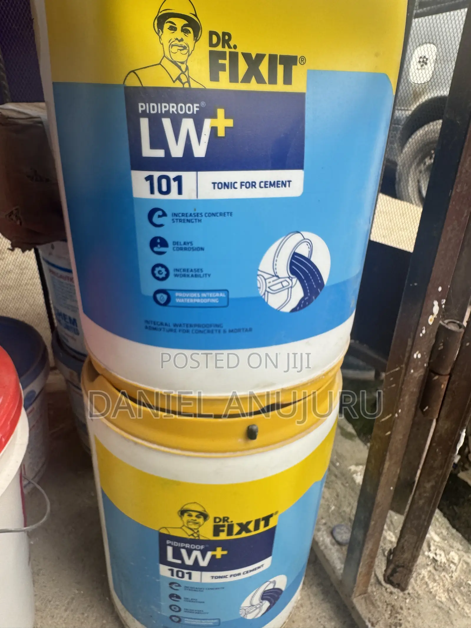 Dr Fixit Waterproof Cement (Liquid)