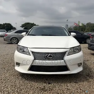 Lexus ES 350 FWD 2014 White