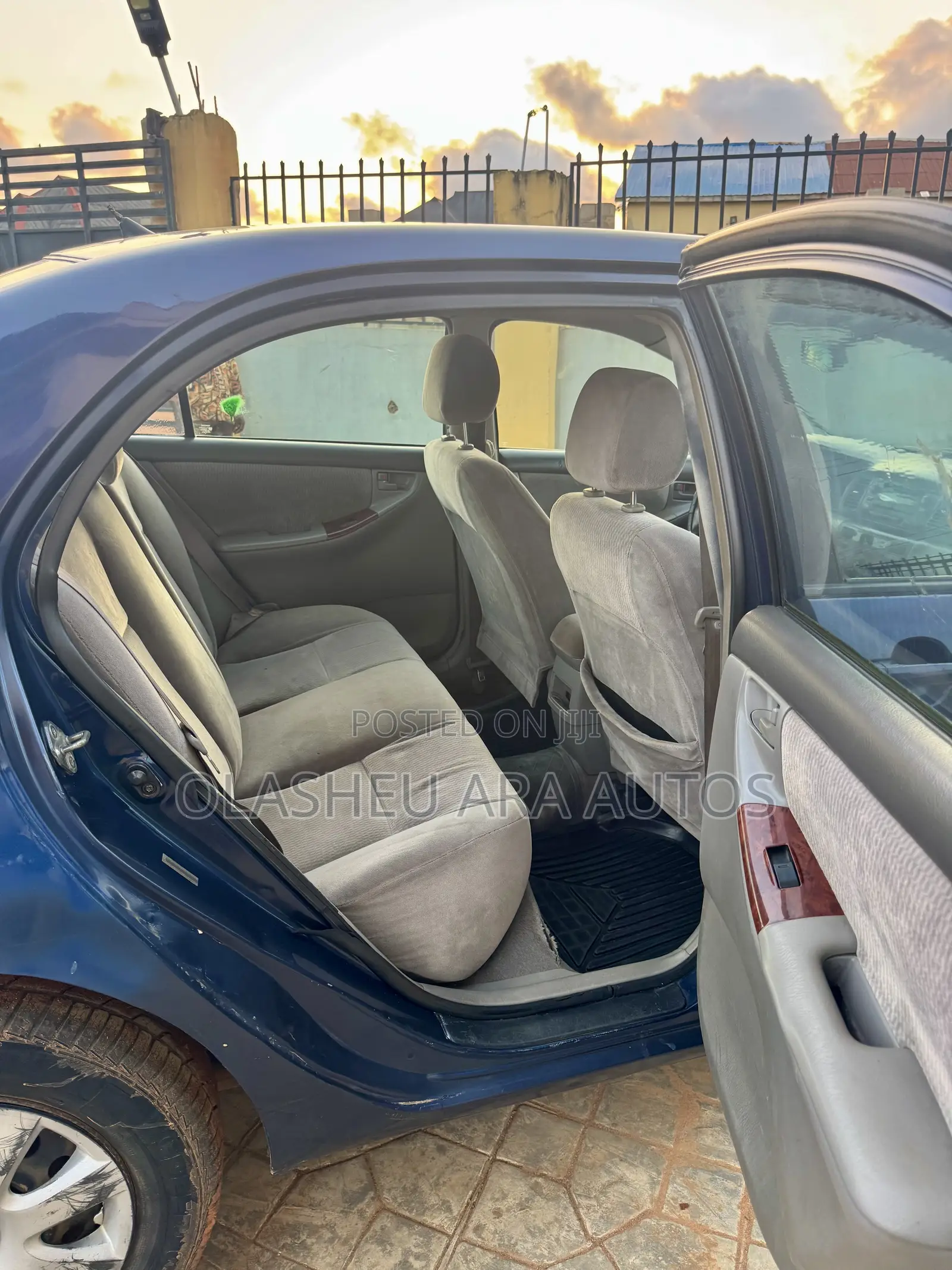 Toyota Corolla LE 2006 Blue