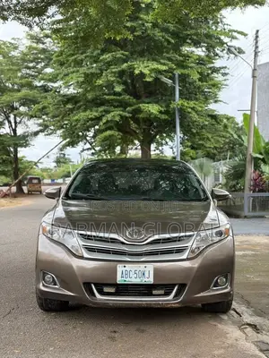Toyota Venza V6 2010 Brown