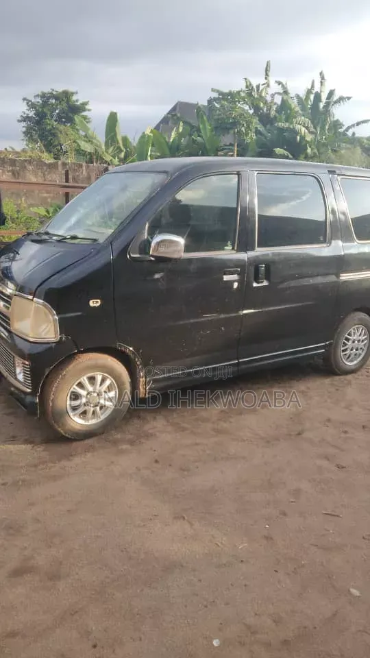 Daihatsu Hijet 2010 Black