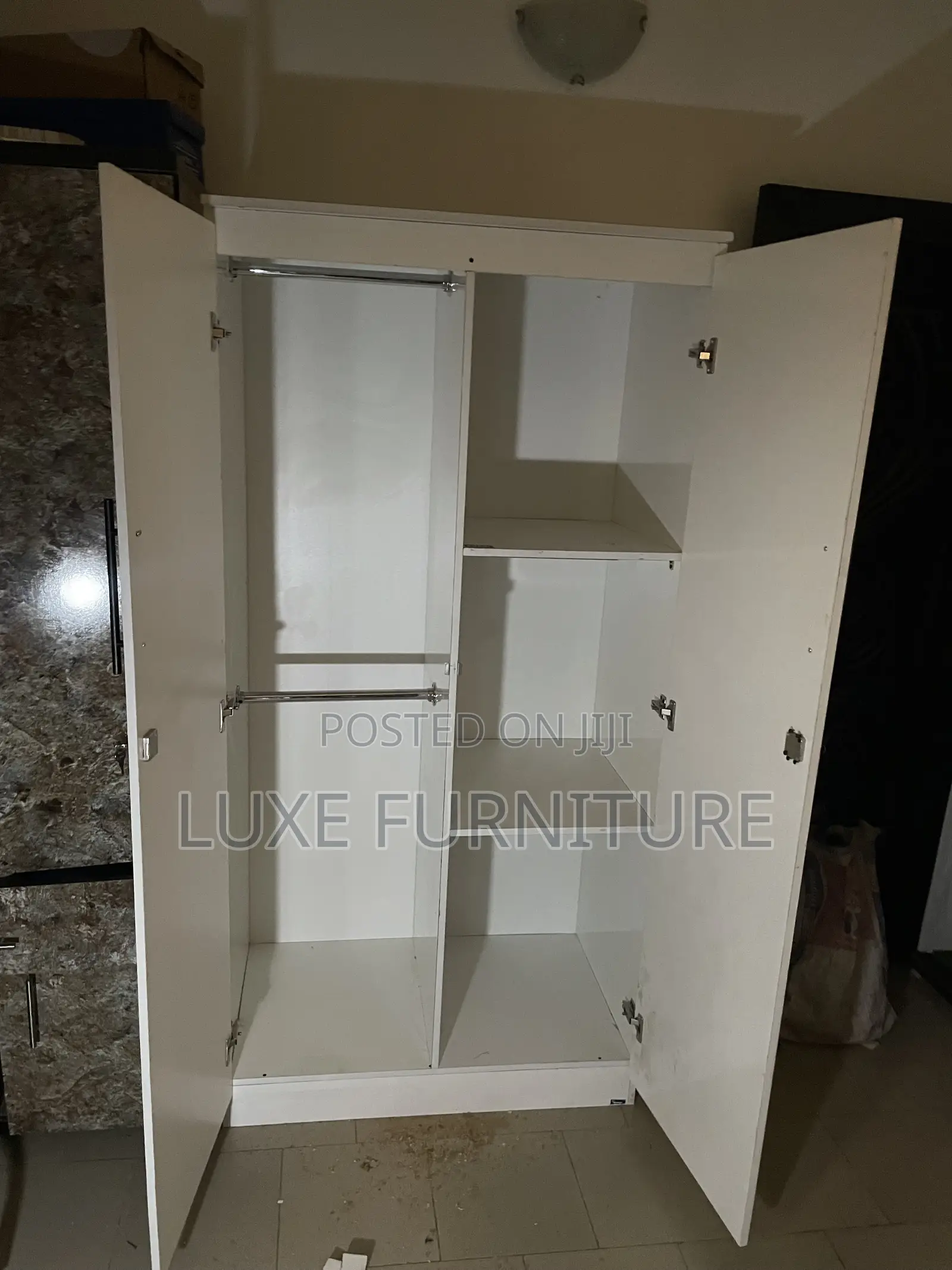 3ft by 6ft Wardrobe Made With Quality Materials