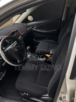 Toyota Corolla 2004 Gray