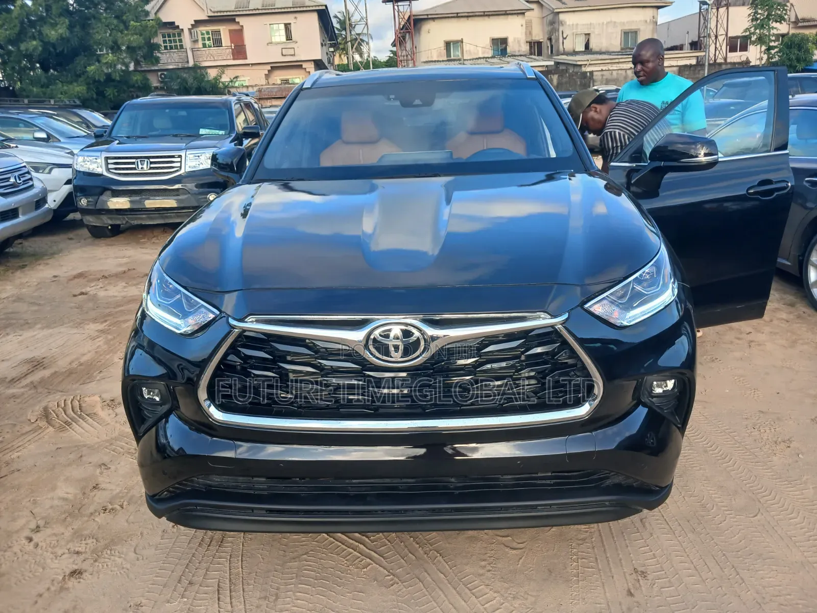 Toyota Highlander 2022 Black