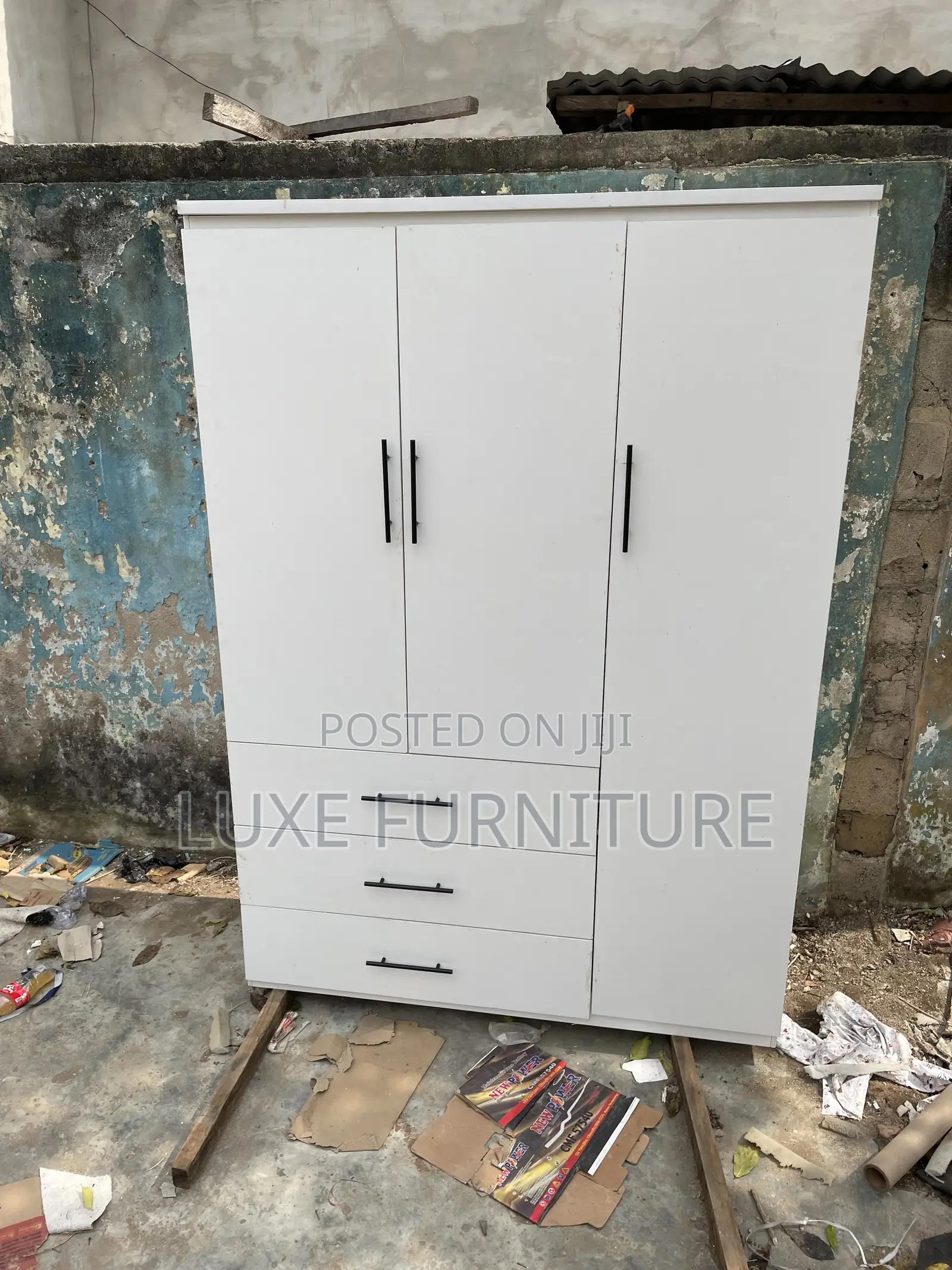 5ft by 7ft Wardrobe
