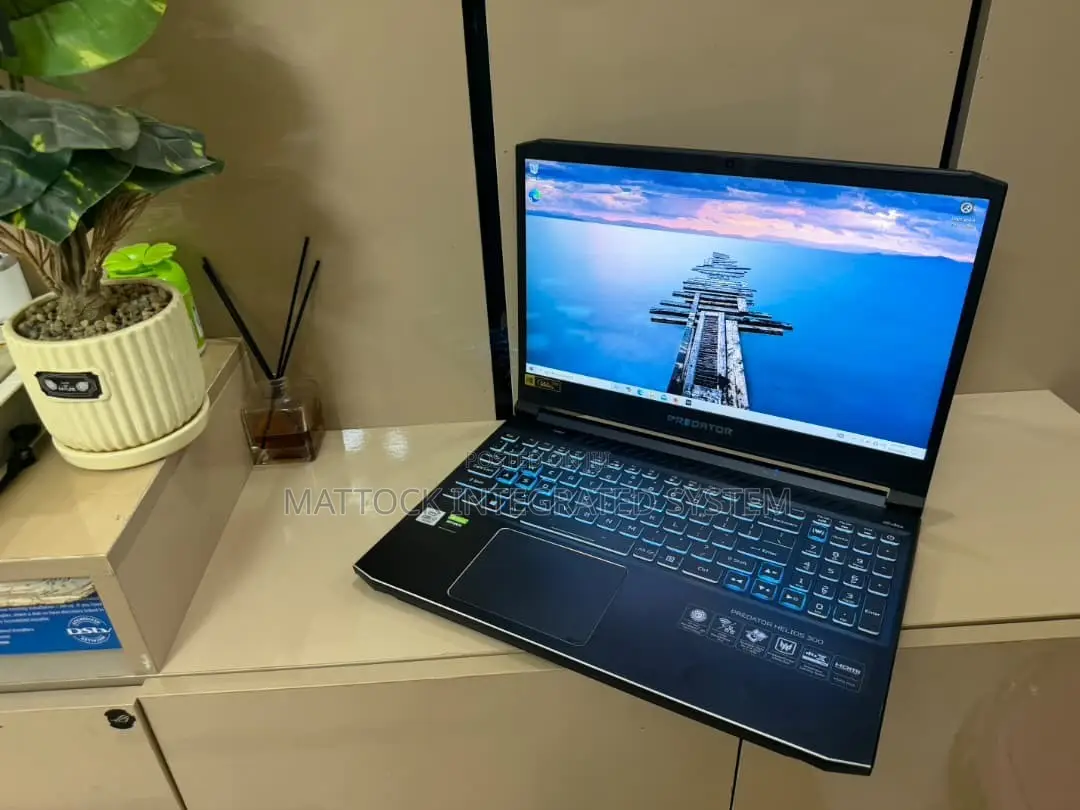 Laptop Acer Predator Helios 300 16GB Intel Core i7 SSD 512GB