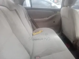 Toyota Corolla 2005 Red