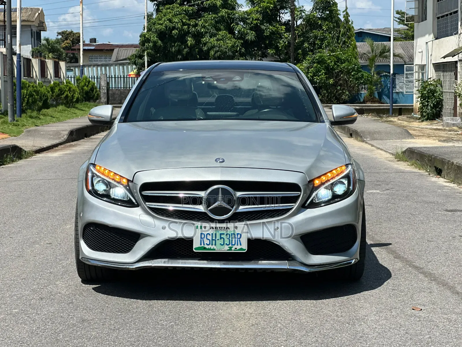 Mercedes-Benz C400 2017 Silver