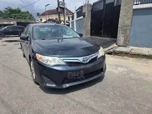 Toyota Camry LE 4dr Sedan (2.5L 4cyl 6A) 2013 Black