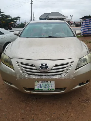 Toyota Camry 2007 Gold