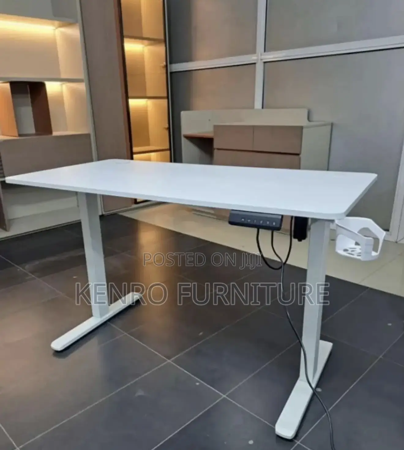 Adjustable Electric Table