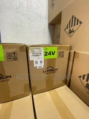 2.56KWh-25.6v Luxsun Battery