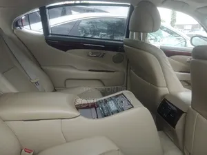 Lexus GS 2013 Brown
