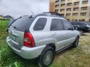Kia Sportage 2007 Silver