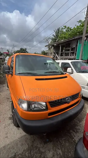 Volkswagen Transporter 2005 Orange