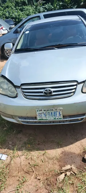 Toyota Corolla 2004 Silver