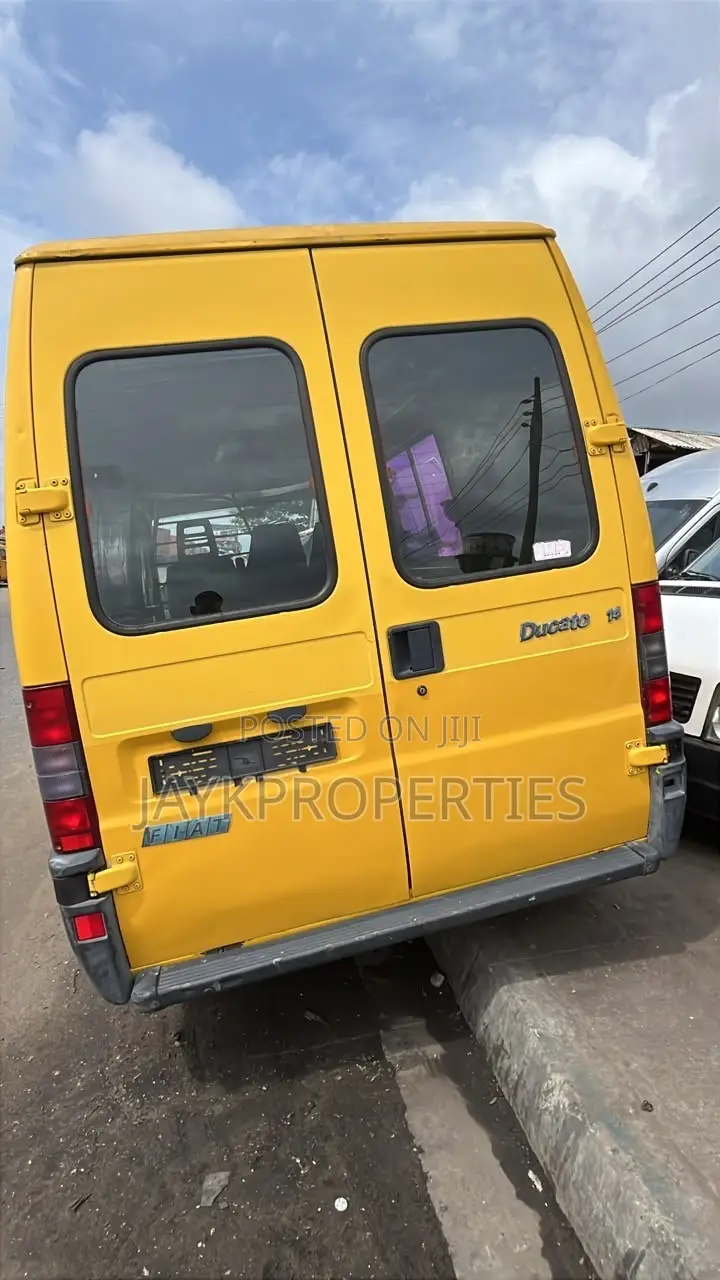 Fiat Ducato 2006 Yellow