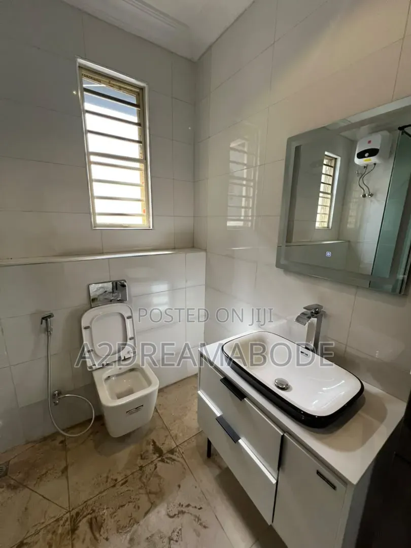4bdrm Duplex in Ikeja Gra for rent