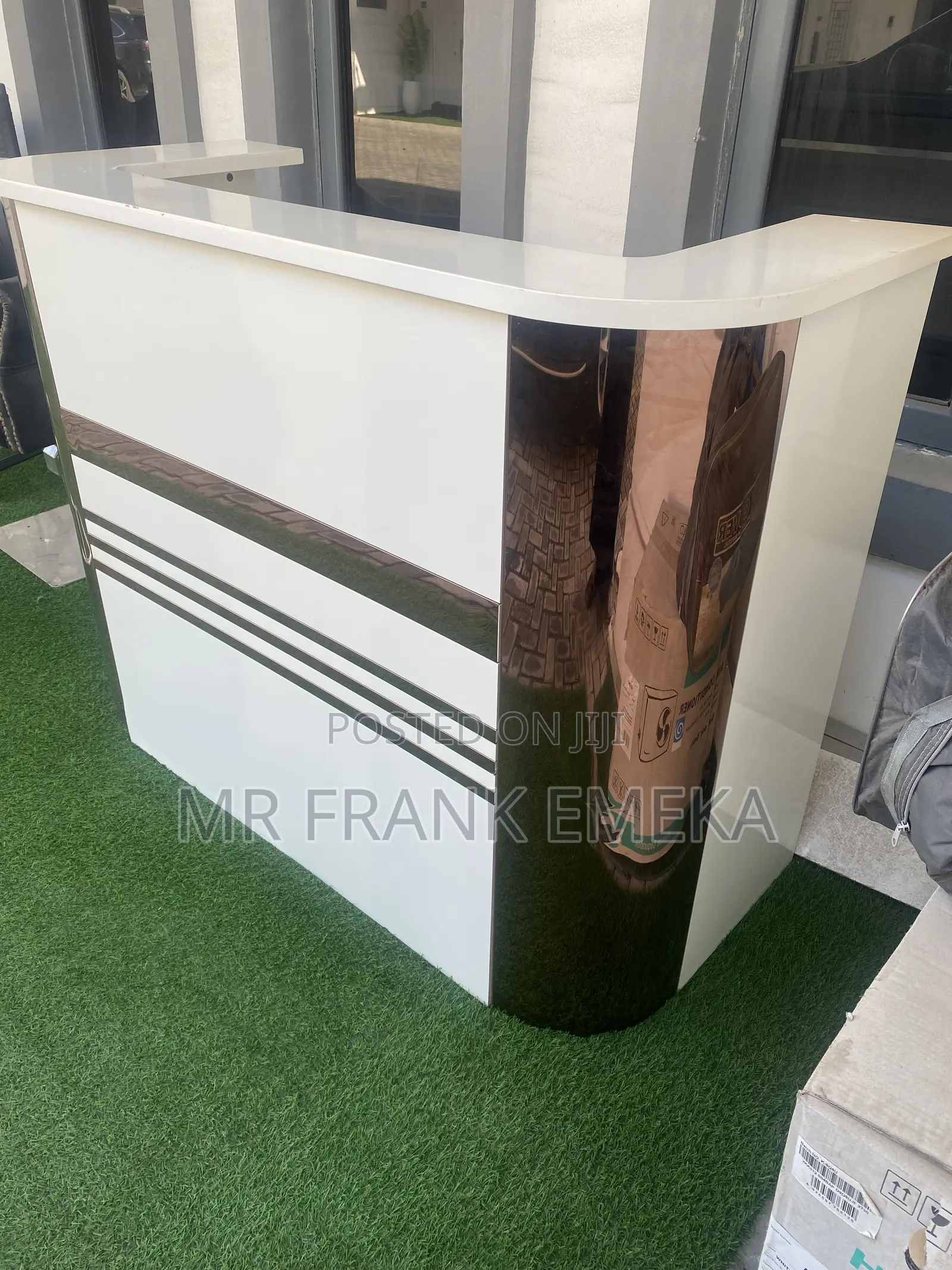 Foreign Modern Reception Desk for Sale